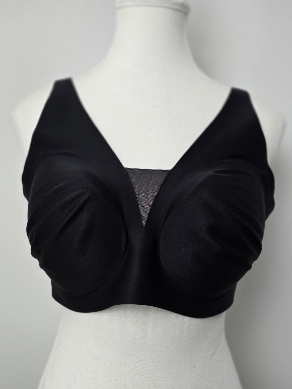 Knix Black Seamless Support Bra XL+ Wireless Comfort Everyday Lift Lounge Bra